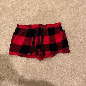Plaid Christmas shorts